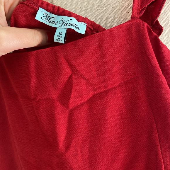 flowy red dress - Picture 3 of 3